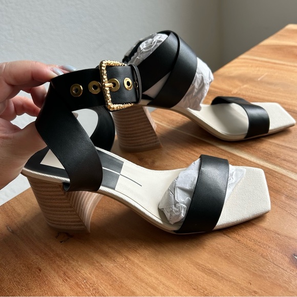 New Dolce Vita Paytin Buckle Sandals Heels - Picture 3 of 6
